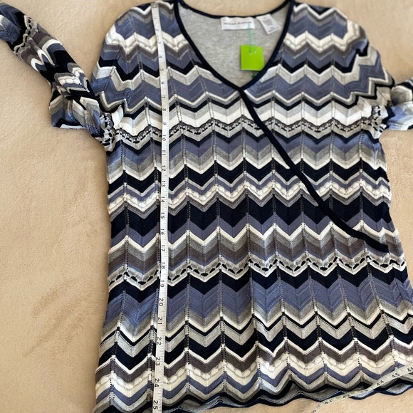 Alfred Dunner Zig Zag Striped V-Neck Sweater - Size M - Picture 9 of 12